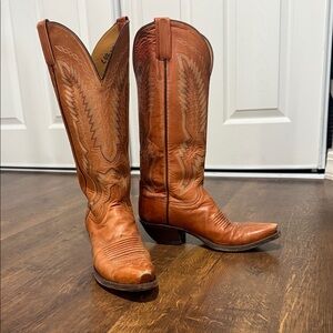 Lucchese Handmade Cowboy boots